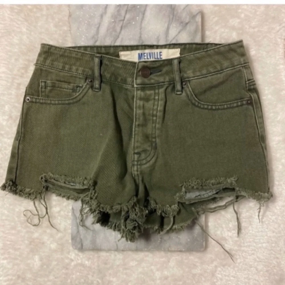 Brandy Melville Denim Cut Off Shorts Size 26 Olive Green Distressed Fringe - Picture 2 of 14